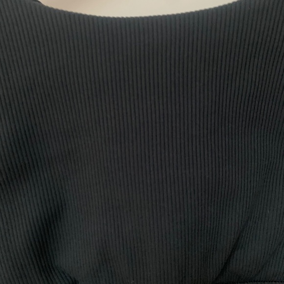 aerie OFFLINE Ribbed Longline Sports Bra - True Black, Size M - Picture 7 of 9